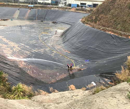 兴文废水池清理